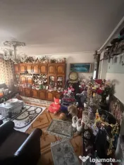 Apartament 4 camere, situat in Poarta 6 
