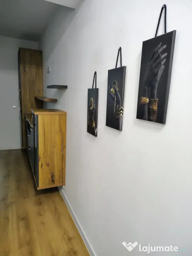 Apartament modern 3 camere zona Calea Surii Mici