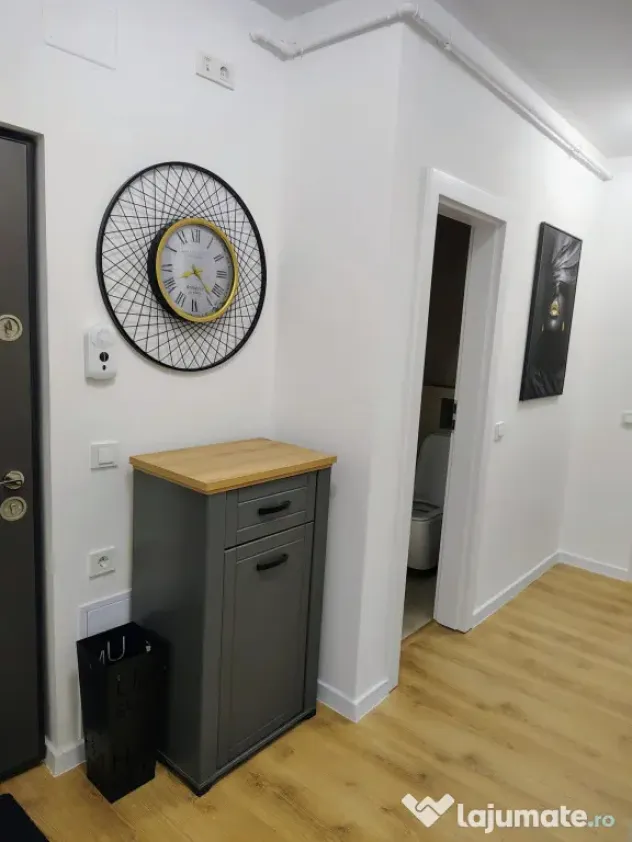 Apartament modern 3 camere zona Calea Surii Mici