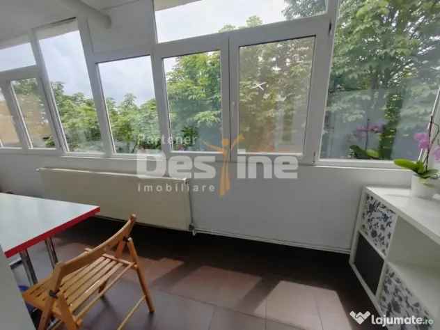 Apartament 3 camere DECOMANDAT 76 mp - cartier NICOLINA