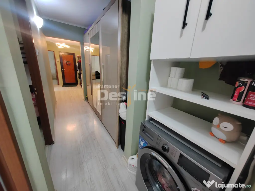 Apartament 3 camere DECOMANDAT 76 mp - cartier NICOLINA