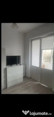 Baba novac dristor etaj 2 din 3 