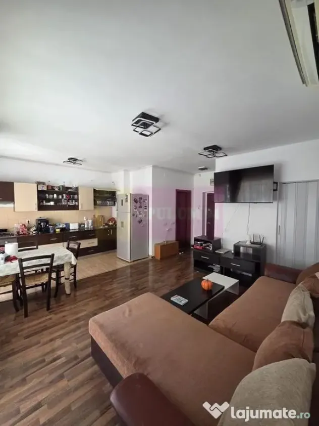 Rasarit de Soare, Auchan Titan, apartament 3 camere