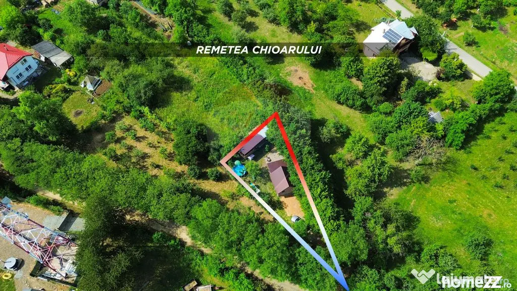 De vânzare cabană cu teren în zona Remetea Chioarului
