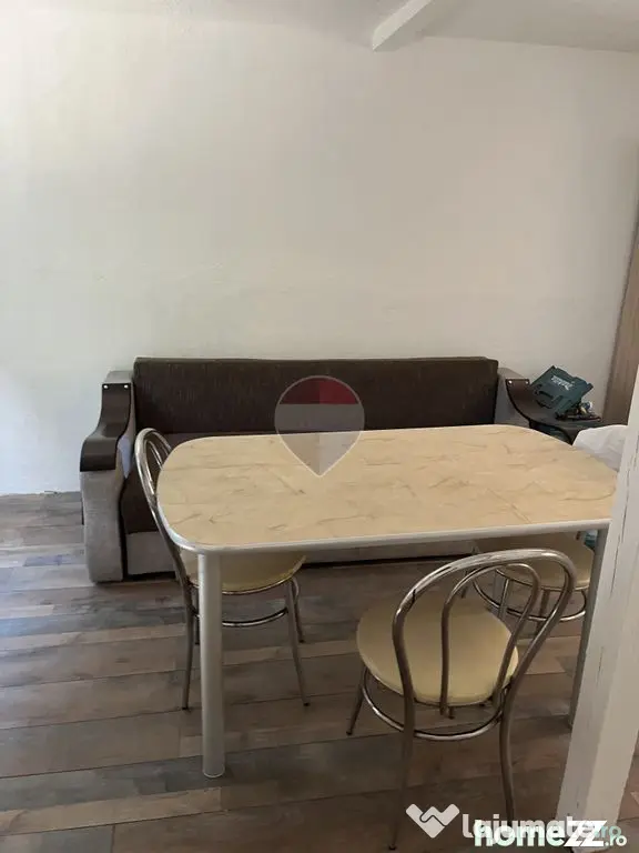 De vânzare cabană cu teren în zona Remetea Chioarului