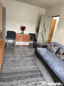 Apartament 3 camere, semidecomandat, 48 mp, balcon – Dealu
