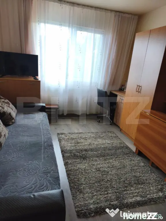 Apartament 3 camere, semidecomandat, 48 mp, balcon – Dealu - Dej (Cluj)