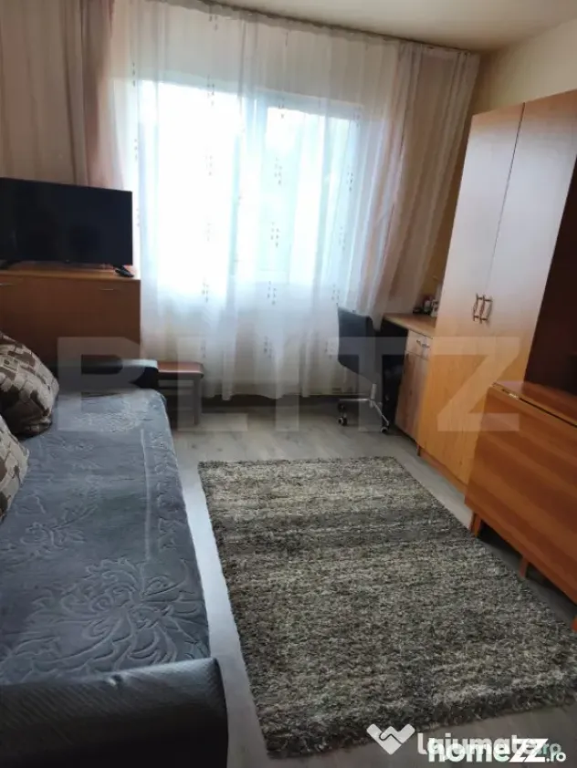 Apartament 3 camere, semidecomandat, 48 mp, balcon – Dealu - Dej (Cluj)
