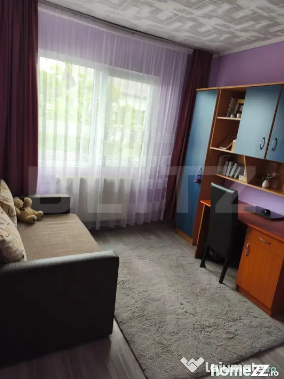 Apartament 3 camere, semidecomandat, 48 mp, balcon – Dealu - Dej (Cluj)