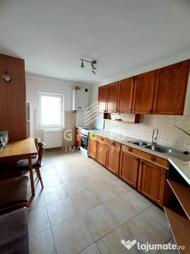 4 camere | Str.Nicolae Titulescu/Gheorgheni | Etaj 2/4 | 78