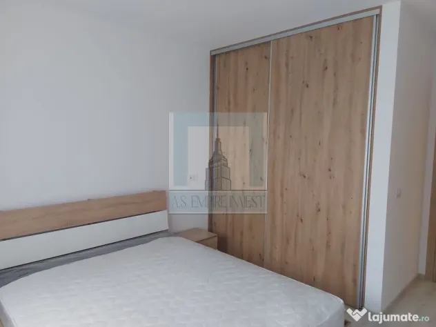 Apartament 2 camere mobilat/utilat - zona Tractorul/Top City