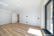 Apartament 2 camere, faza nouă, loc de parcare - Kasper ...