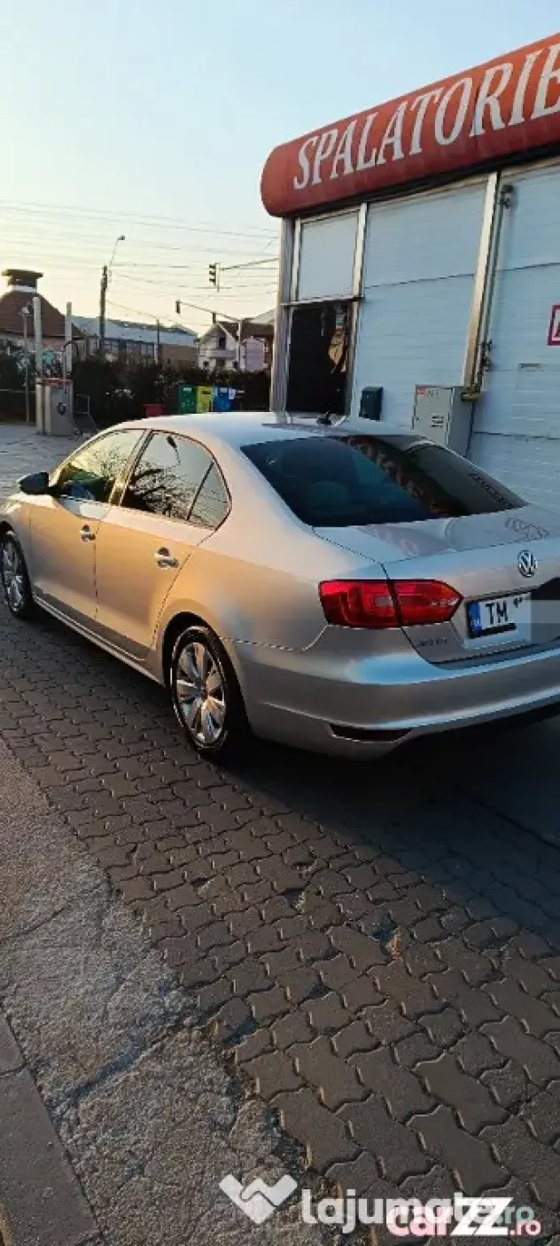 VW Jetta, An 2011, 1.6 TDI, Euro5, manuala