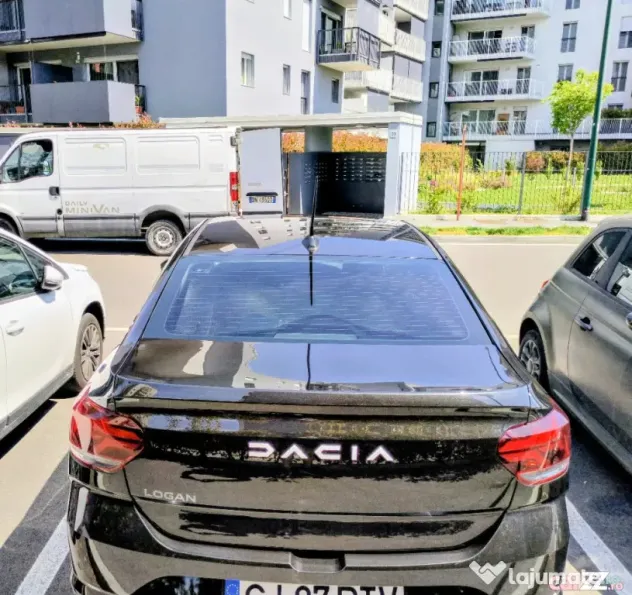 Autoturism Dacia Logan 2024 automat