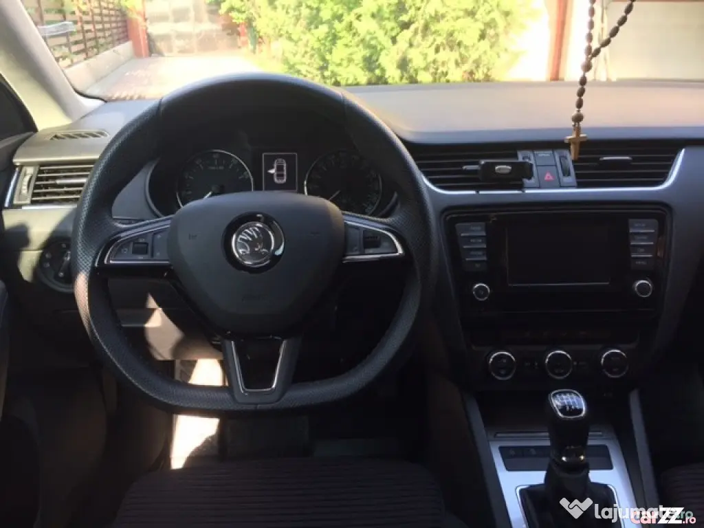 Skoda Octavia 2015, echipare elegance + pachet sport, impecabila