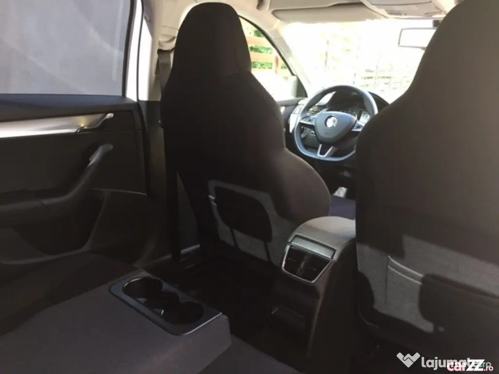 Skoda Octavia 2015, echipare elegance + pachet sport, impecabila