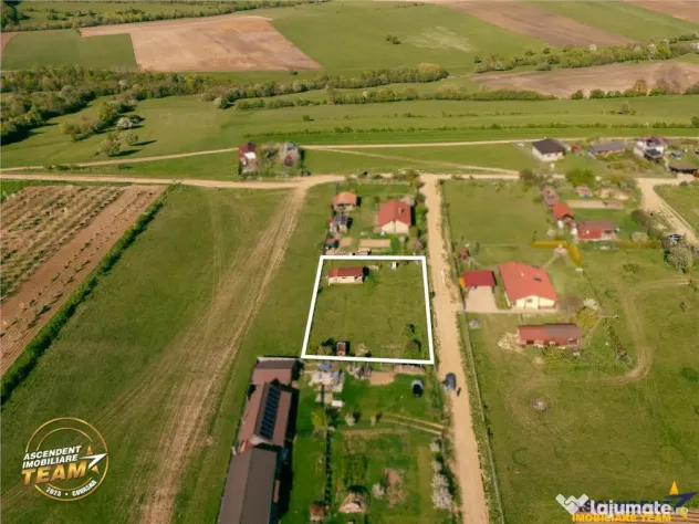 Casuta cu teren de 1.500 mp, Calnic, Covasna, la 10 minunte