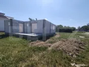 Casa de vanzare la rosu in Les