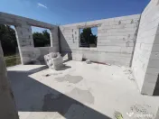 Casa de vanzare la rosu in Les