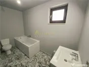 Vila individuala- 4 camere- 2 bai- beci- 700m de autobuz, sc 