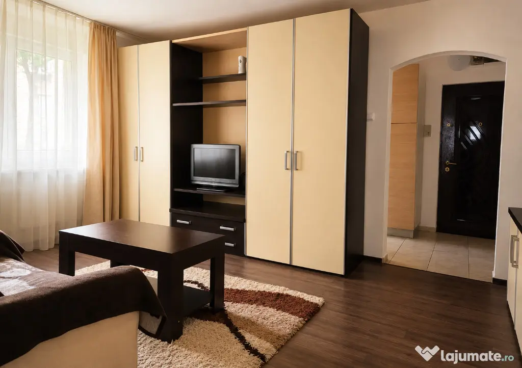 Apartament 2 camere, semidecomandat, mobilat, utilat, Avram Iancu!