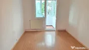 Vand apartament 2 camere semidecomandat in Deva, zona Micro 15, 