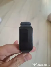 Vând Huawei Band 8