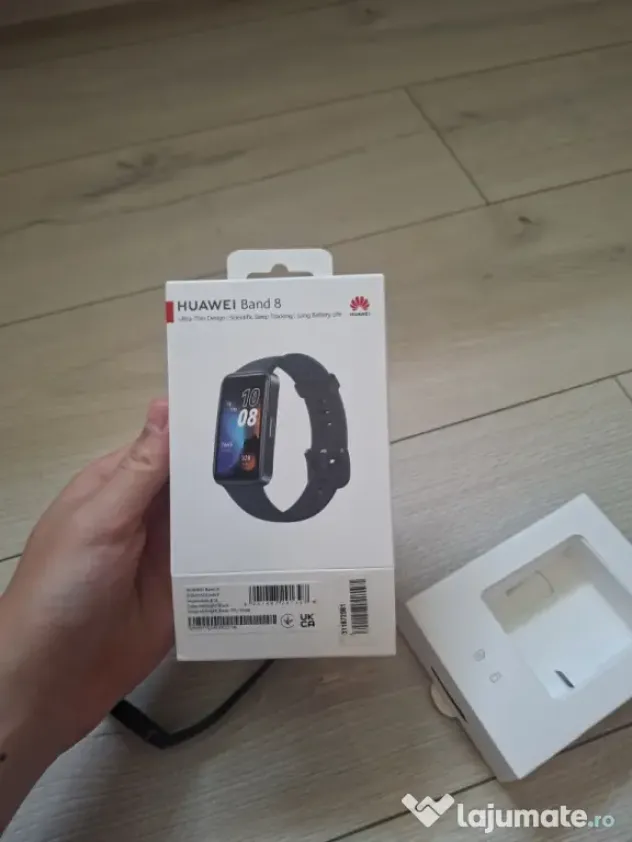 Vând Huawei Band 8