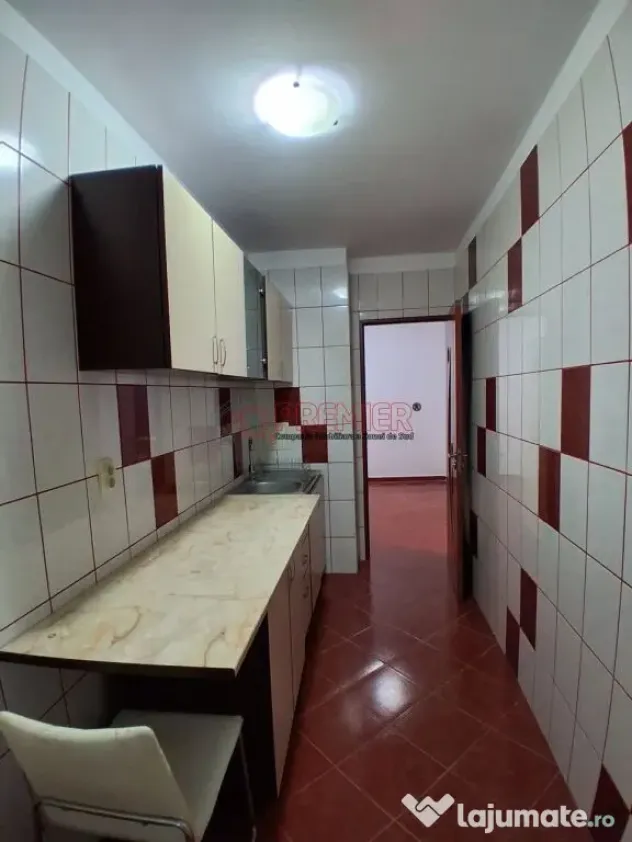 Garsoniera | 5 Minute Metrou Apărătorii Patriei | 41,60