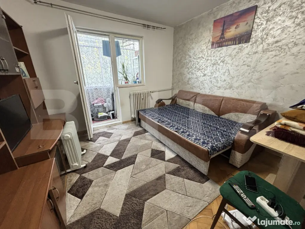 Apartament 2 camere decomandat, 34 mp - zona Tatarasi