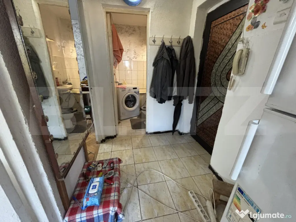 Apartament 2 camere decomandat, 34 mp - zona Tatarasi