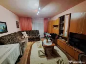 Apartament 3 camere, decomandat - zona Noua