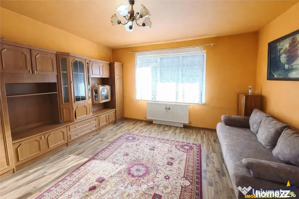 3D!Ansamblu casa productie comercial, 3 corpuri,acces strada