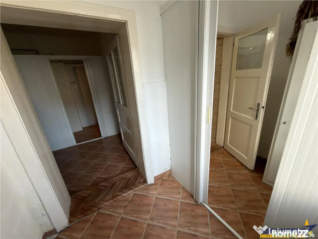 3D!Ansamblu casa productie comercial, 3 corpuri,acces strada