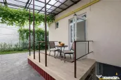 3D!Ansamblu casa productie comercial, 3 corpuri,acces strada 