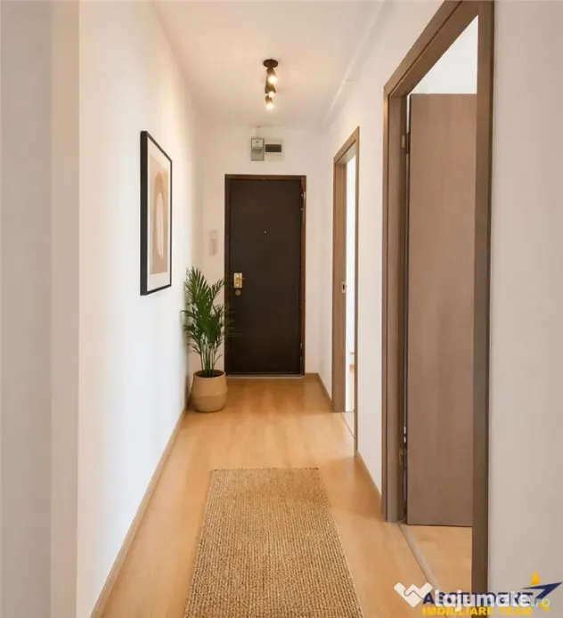 3D! Renovat, luminos, living si 2 dormitoare, cu vedere pano