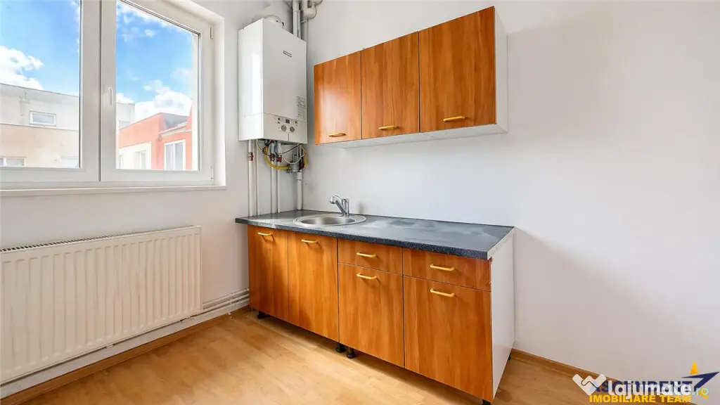 3D! Renovat, luminos, living si 2 dormitoare, cu vedere pano