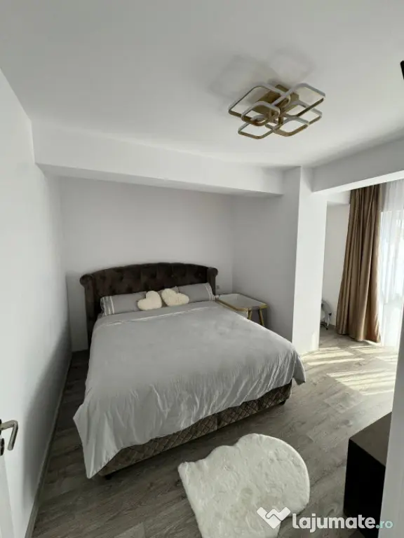 Apartament 3 camere, bloc nou, Radauti