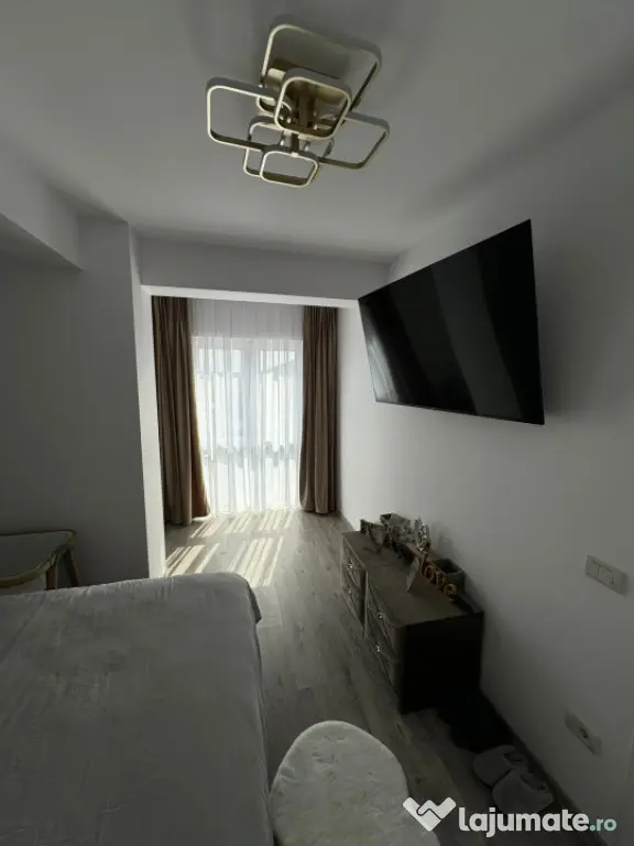 Apartament 3 camere, bloc nou, Radauti