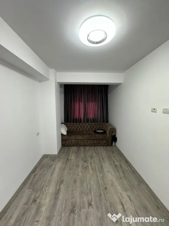 Apartament 3 camere, bloc nou, Radauti