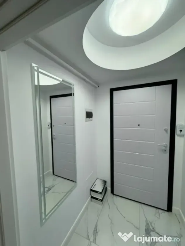 Apartament 3 camere, bloc nou, Radauti