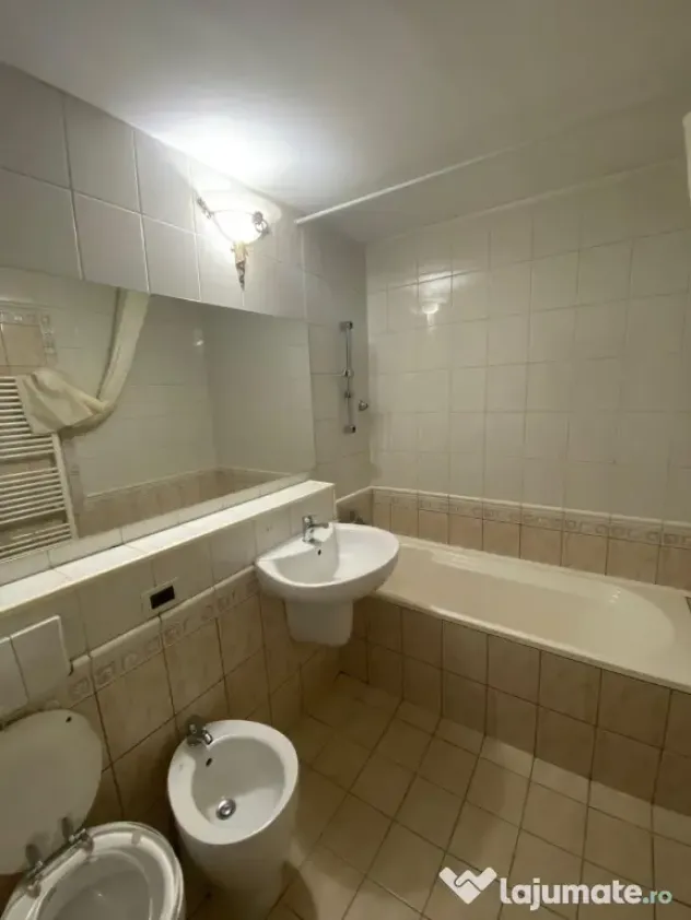 Inchiriez apartament 2 camere la 15 minute de centru