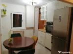 De vânzare masă din lemn masiv