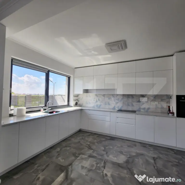 Casa locuibila imediat cu teren, 166 mp, zona Sacalaz