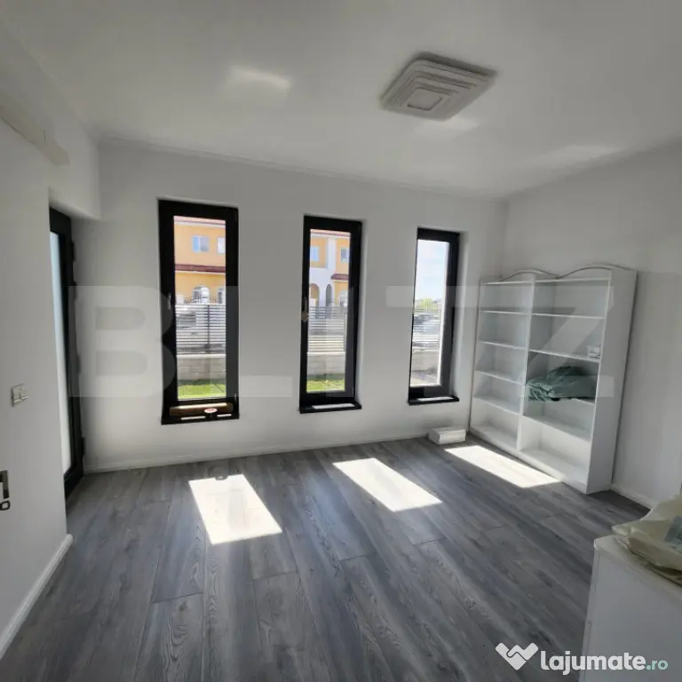 Casa locuibila imediat cu teren, 166 mp, zona Sacalaz