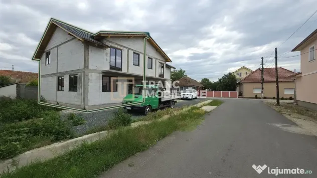 Apartament în duplex nou la rosu, , pe 2 niveluri, în V...