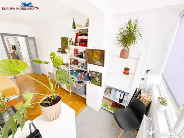 Apartament deosebit #238;n Pia#539;a Civic#259; Tulcea | 90 - Tulcea (Tulcea)