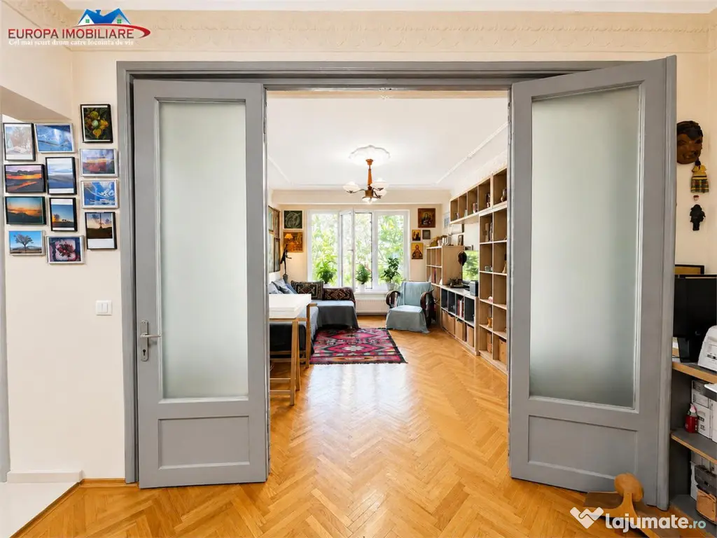 Apartament deosebit #238;n Pia#539;a Civic#259; Tulcea | 90