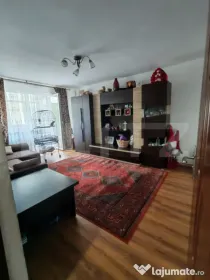 Apartament de vanzare - 4 camere - Zona Împăratul Traian