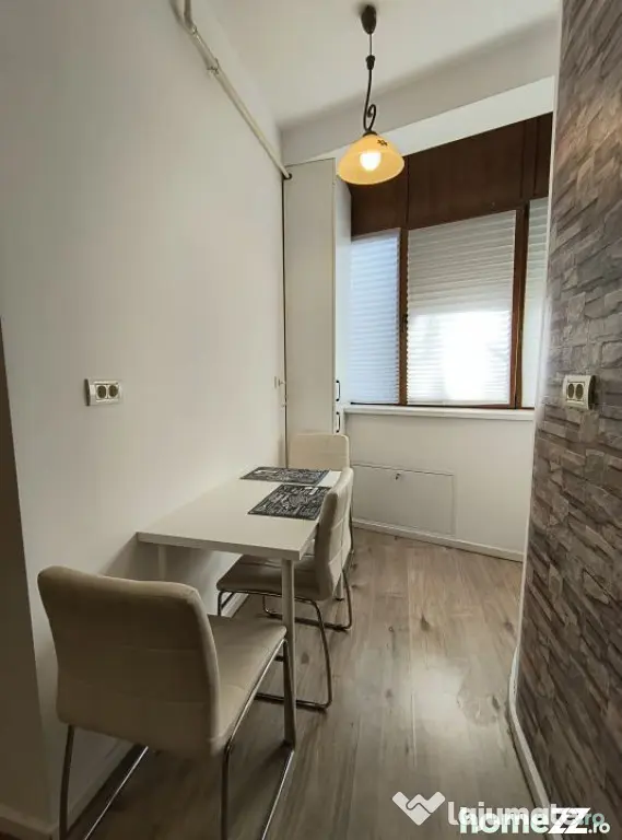 Ion Mihalache- Hotel Samaa- centrala proprie!